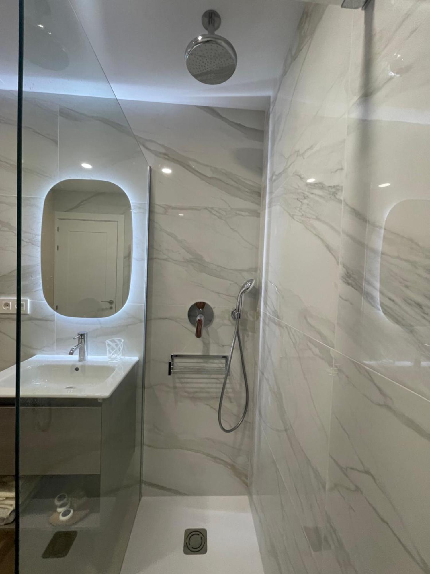 Riscal Suits Luxury Alicante Eksteriør bilde